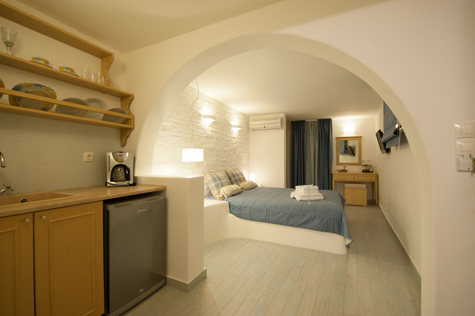 Paros Hotels
