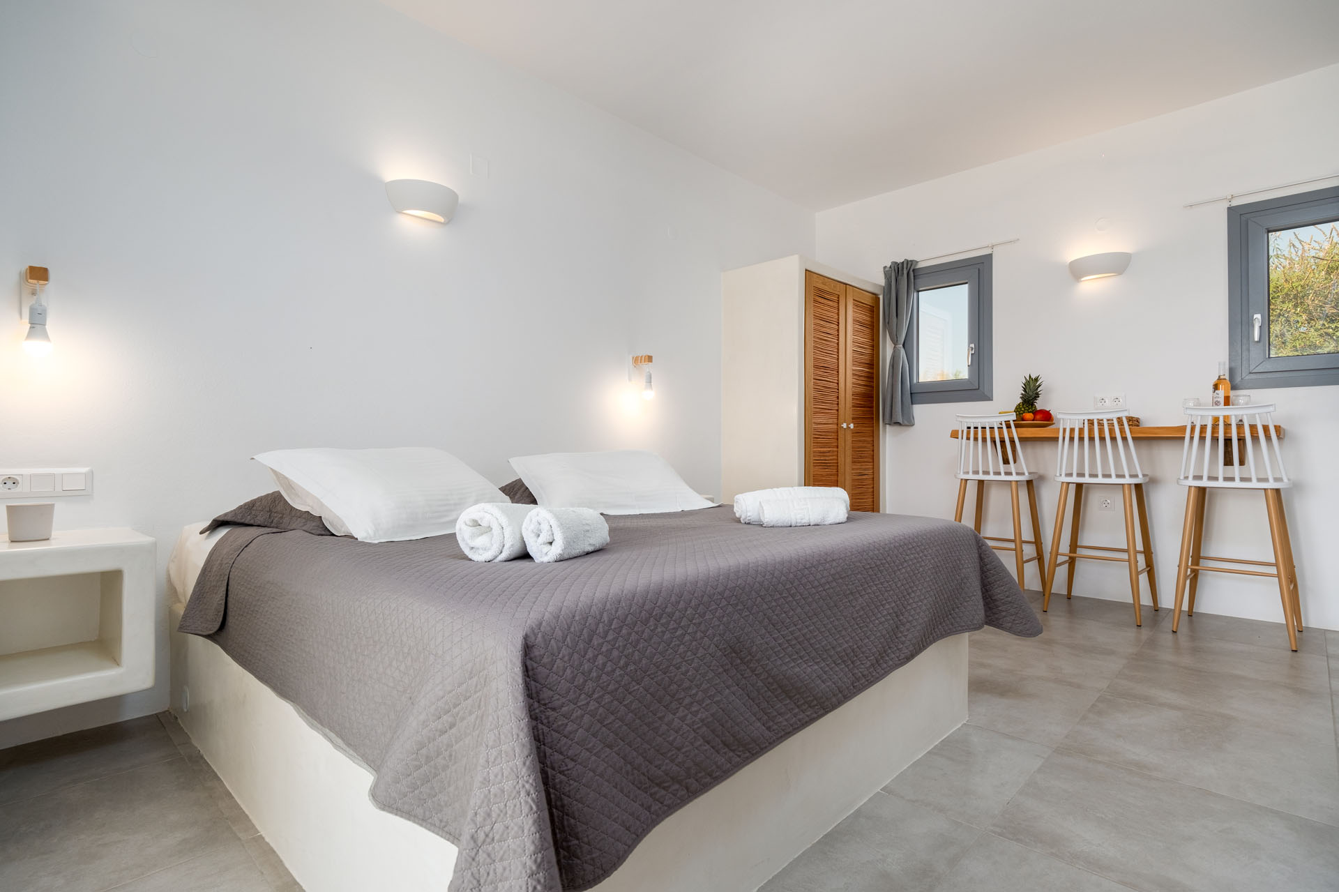 Paros Hotels