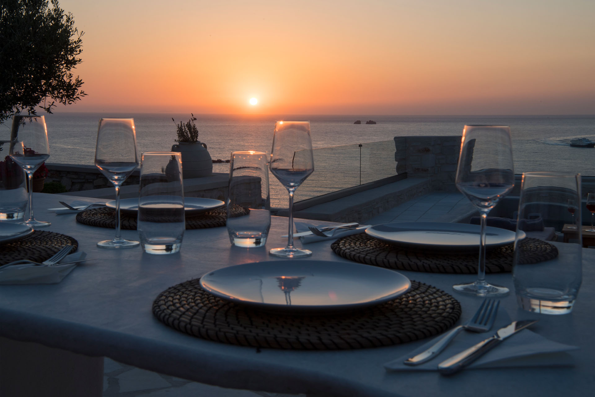 Paros Hotels