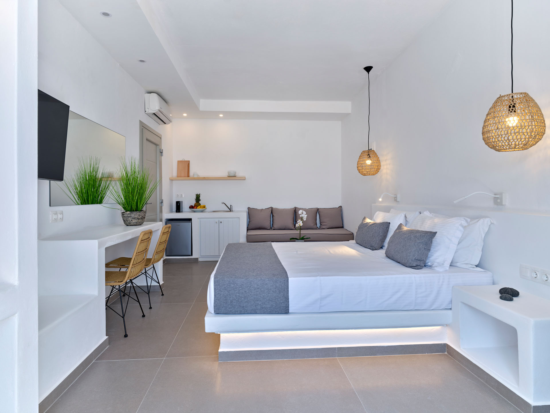 Paros Hotels