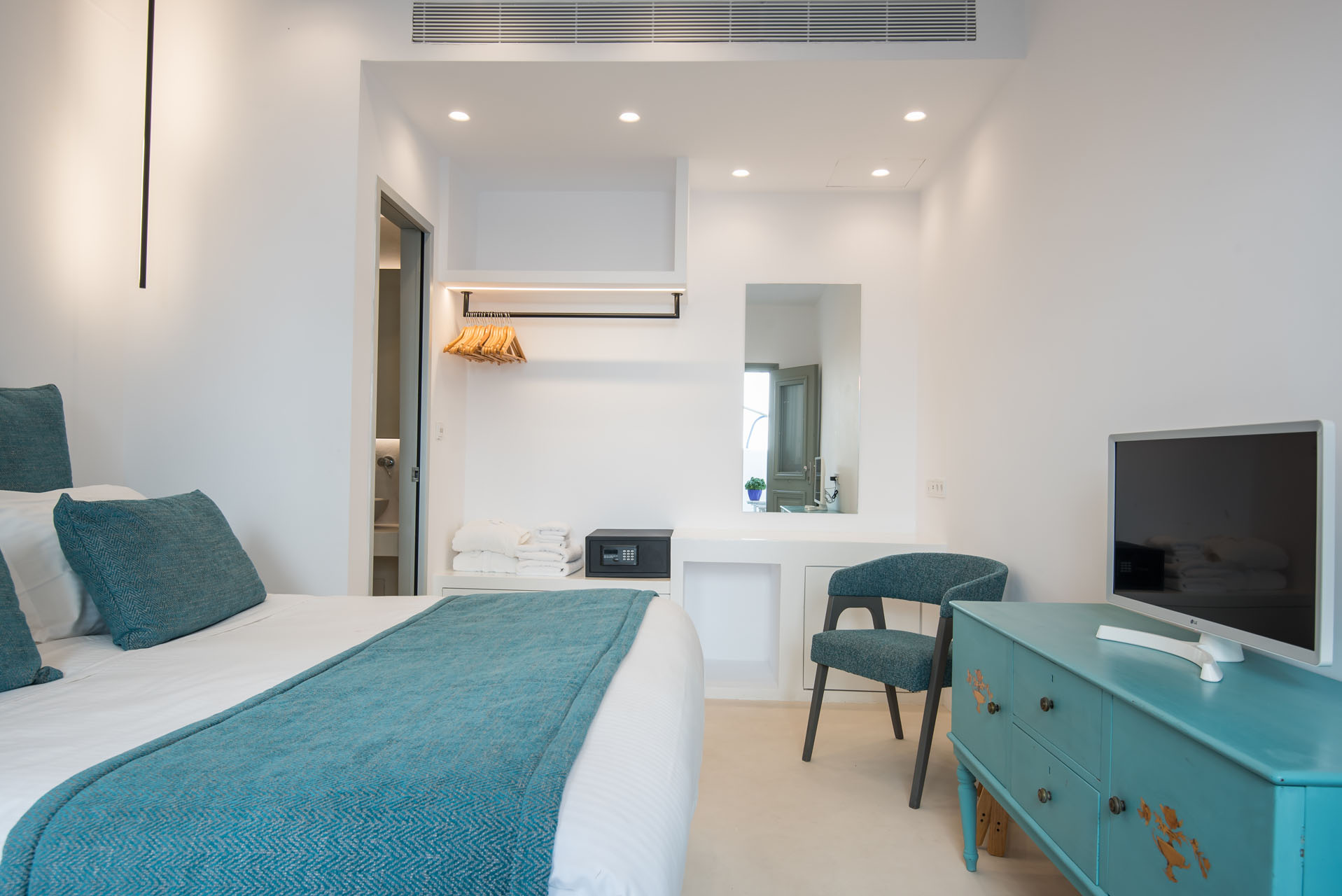 Paros Hotels